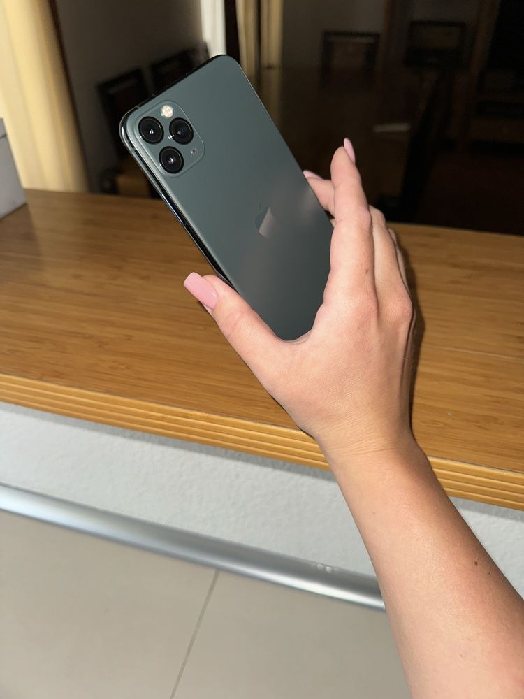 iPhone 11 Pro Max 256 gb Midnight green