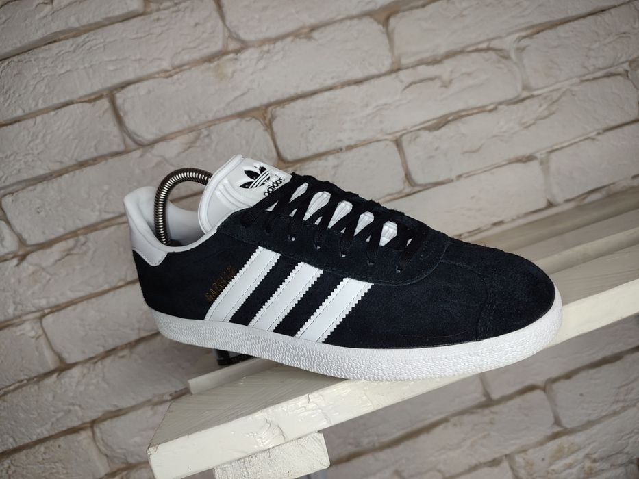 Adidas Gazelle кросівки жіночі оригінальні Англія 25.5см