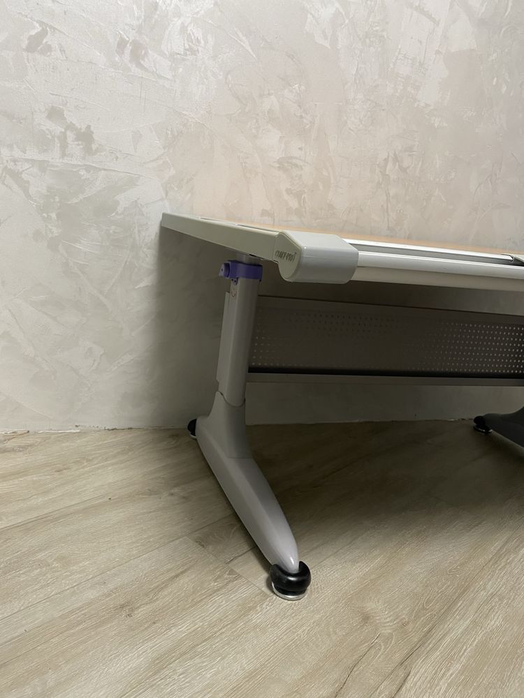 Шкільна парта  comf pro / школьная парта комф про