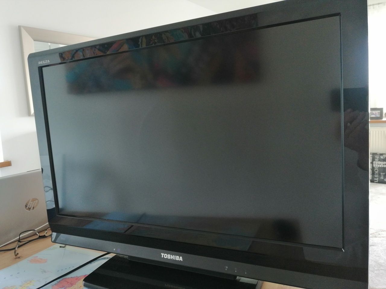 Telewizor TOSHIBA 32 cale LCD 32AV635D