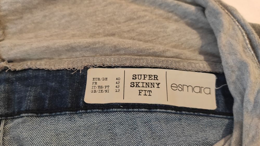 Calças ganga, marca Esmara, maternidade, tamanho 40, azul e cinza