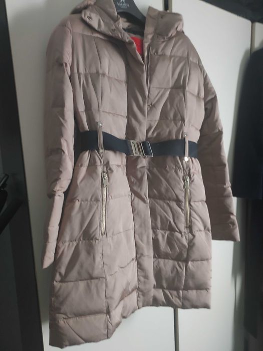 Casaco Bege da Mango, quente para os dias frios