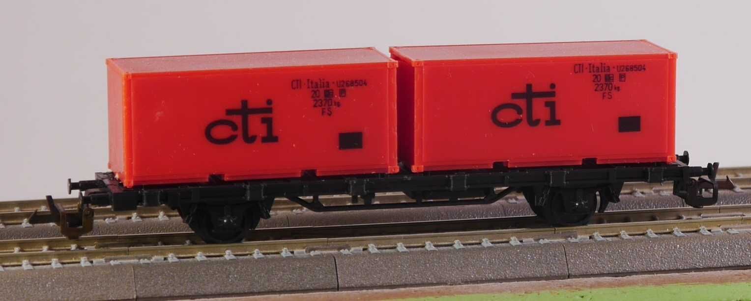 kolejka TT - skład (nr 4) pociągu towarowego - 7 wagonów