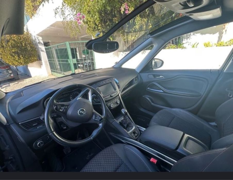 Opel Zafira Tourer 1.6  CDTI 136cv de junho 2018 com 407000 km