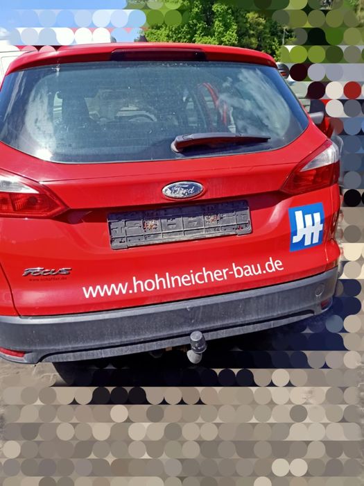 Klapa Focus mk3 kombi 10-14r kompletna w kolor