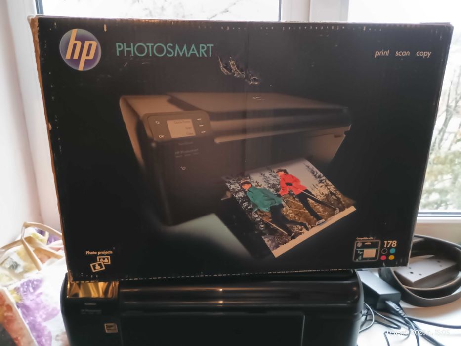 Продам фото пинтер сканер ксерокс  3 в 1 HP Photosmart  B010b