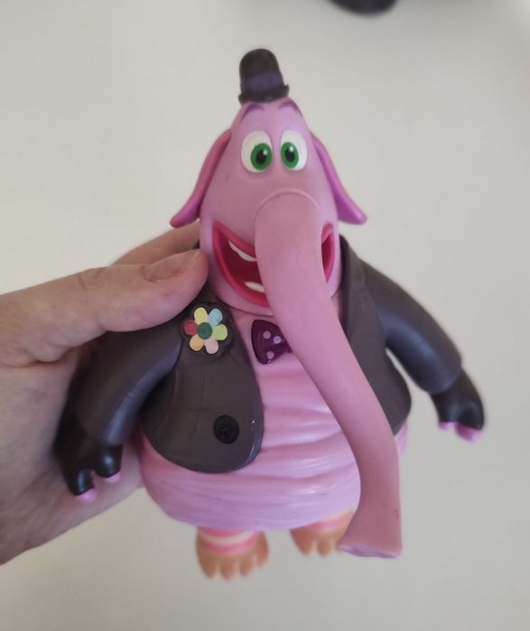 Думками на виворіт оригінал Disney