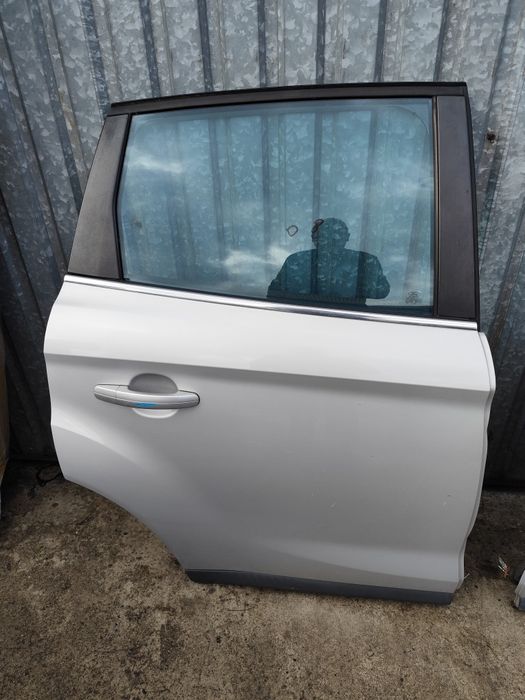 Ford Kuga I MK1 Prawy Tył Prawe Drzwi Tylne O8 WLKP Ładne Oryg