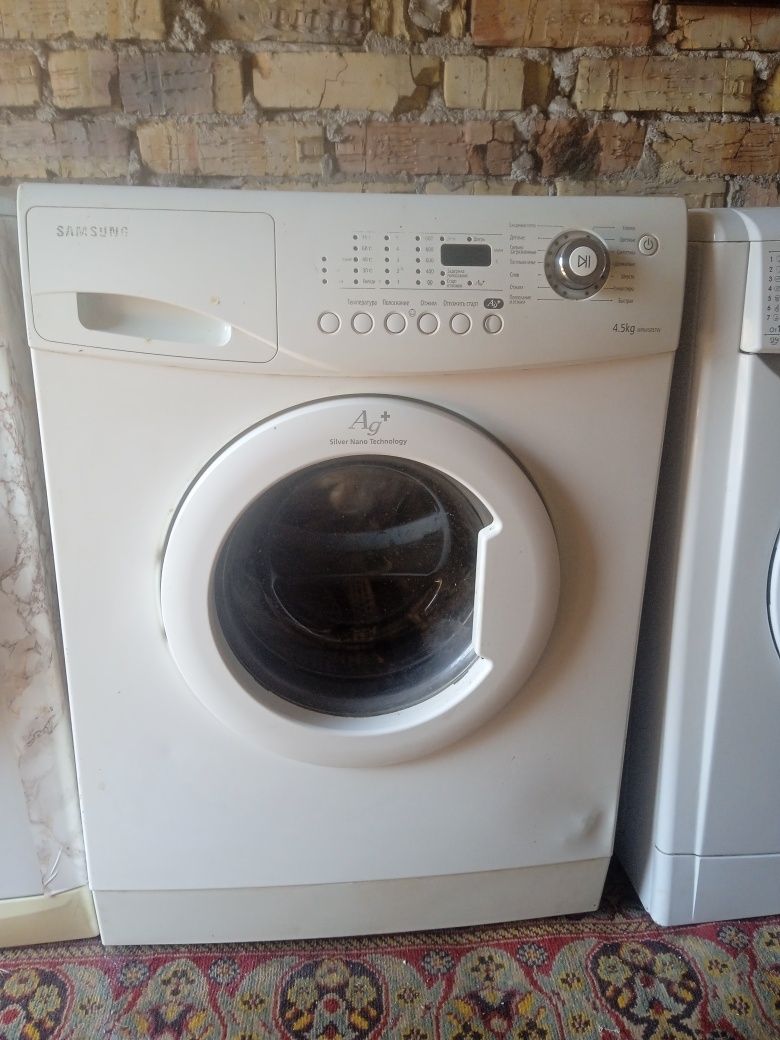 Стиральная машина Samsung WF6450S7W на 4.5 кг