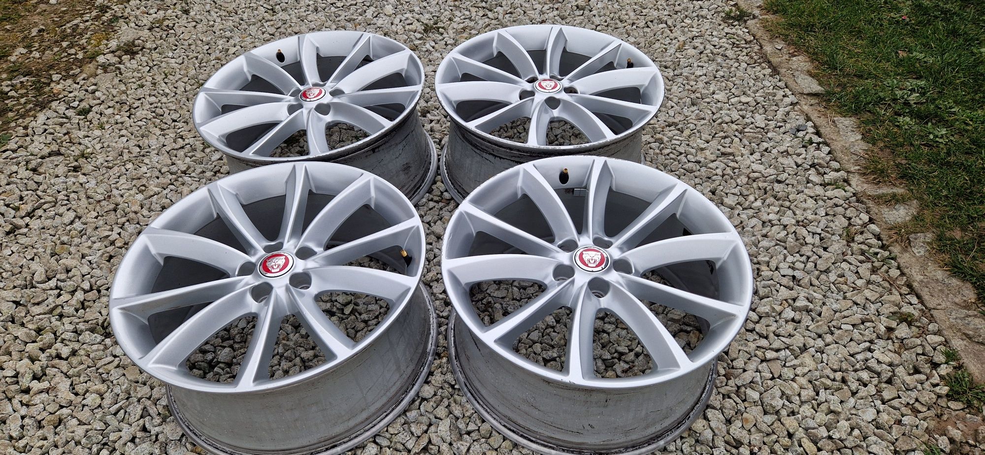 Oryginalne felgi Jaguar 19 cali 5x108