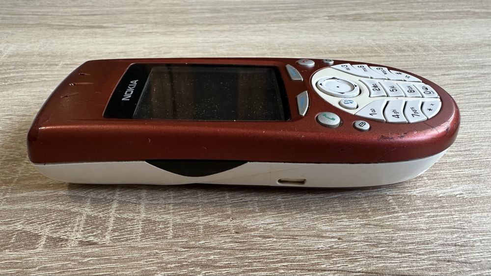 Nokia 3660 Avariado