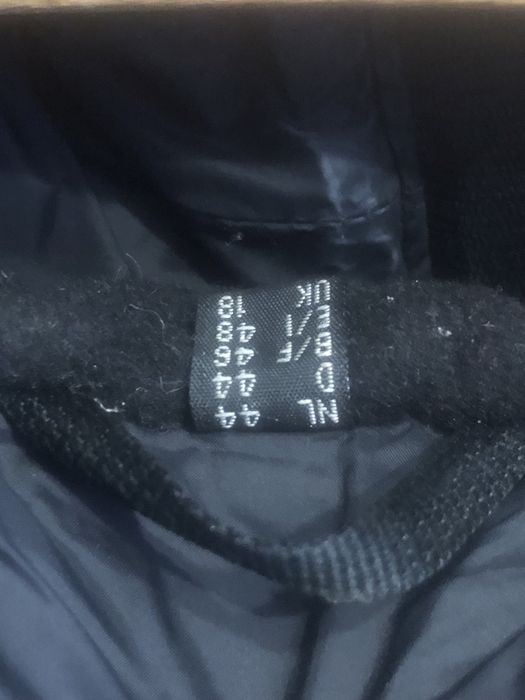 «Продаю курточку»