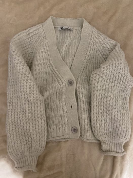 Cardigam grosso/ branco frio