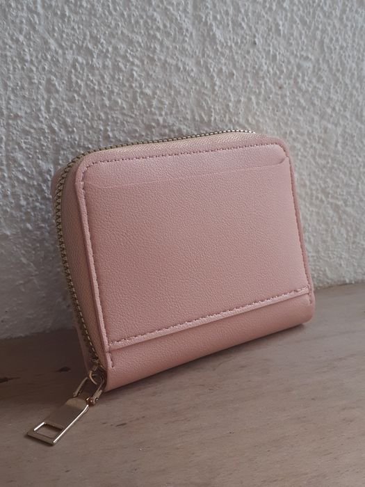 Carteira rosa pequena