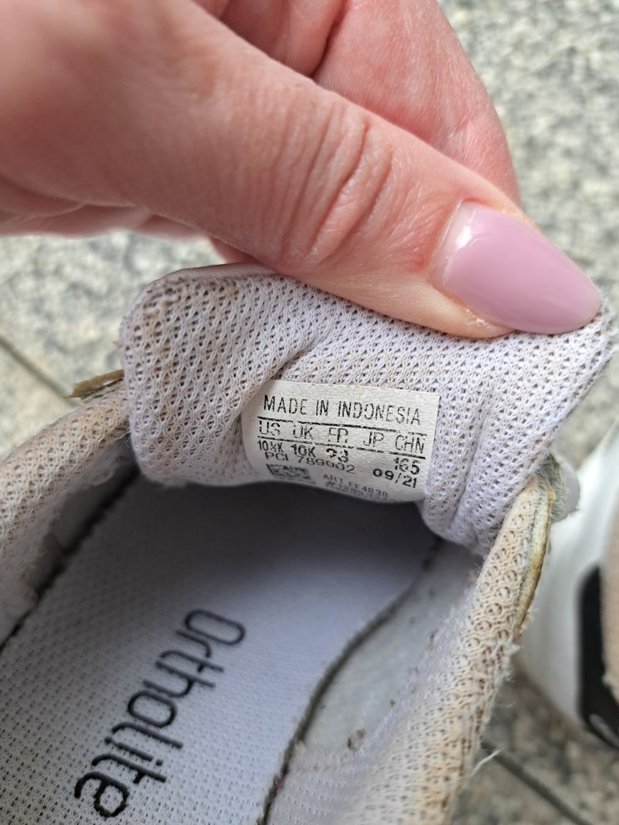 Adidas Superstar 28 białe na rzepy uniseks