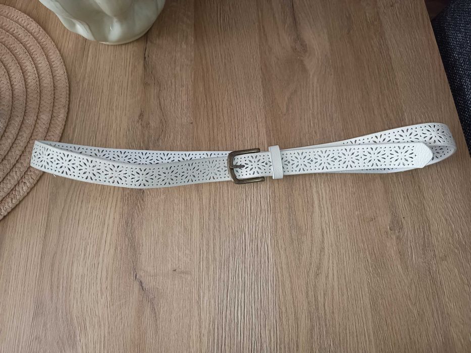 Pasek elegancki ażurowy KappAhl 105