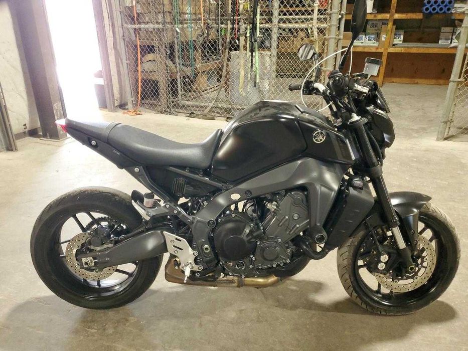 YAMAHA MT09 2022