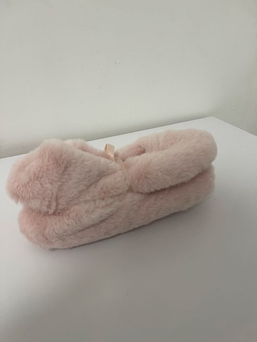 Кімнатні тапочки рожеві 39-40 розмір .
