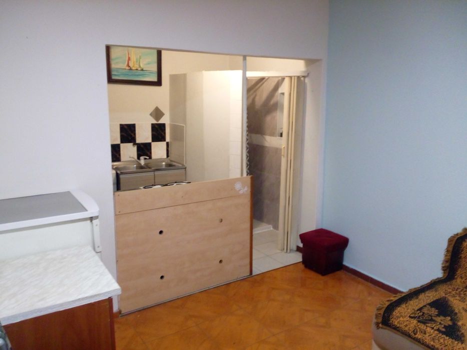 Kawalerka 25m 3 km od centrum plus podwórko bez opłat