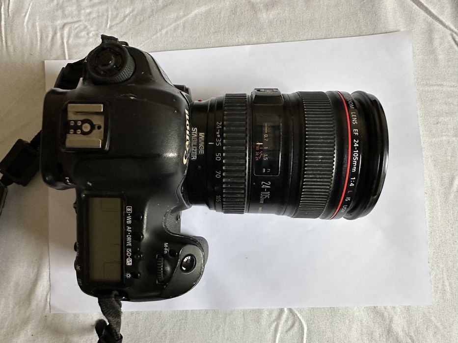 Продаю тело фотоапарата кенон 5 д марк 3