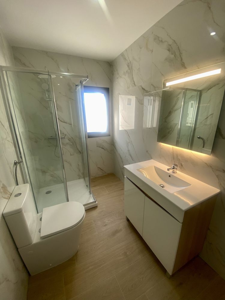 Moradia T2 Indivudal- Completamente restaurada - com Piscina e Coberto