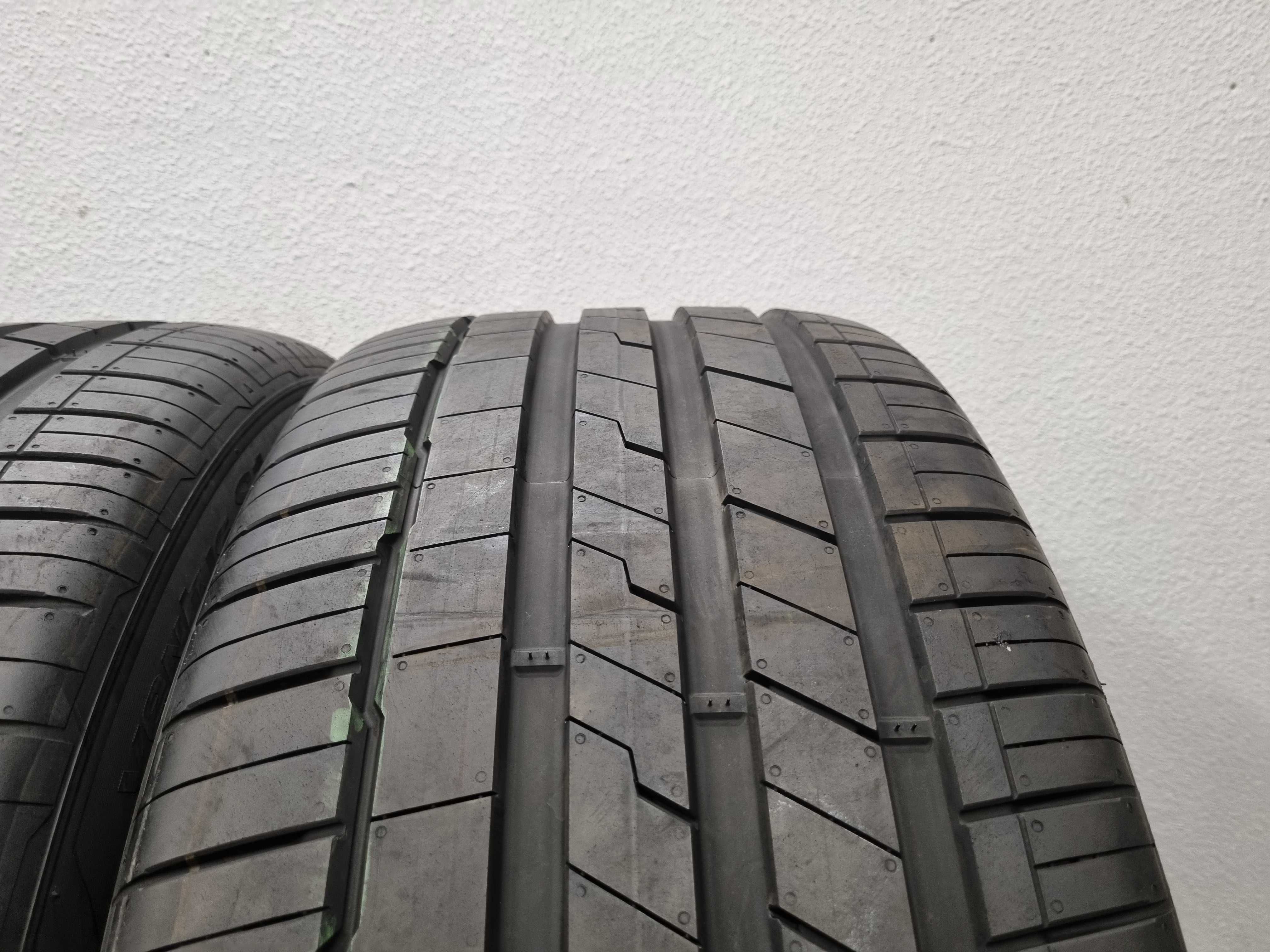 285/45/21 113Y Hankook Ventus S1 Evo 3 SUV AO SOUND ABSORBER
