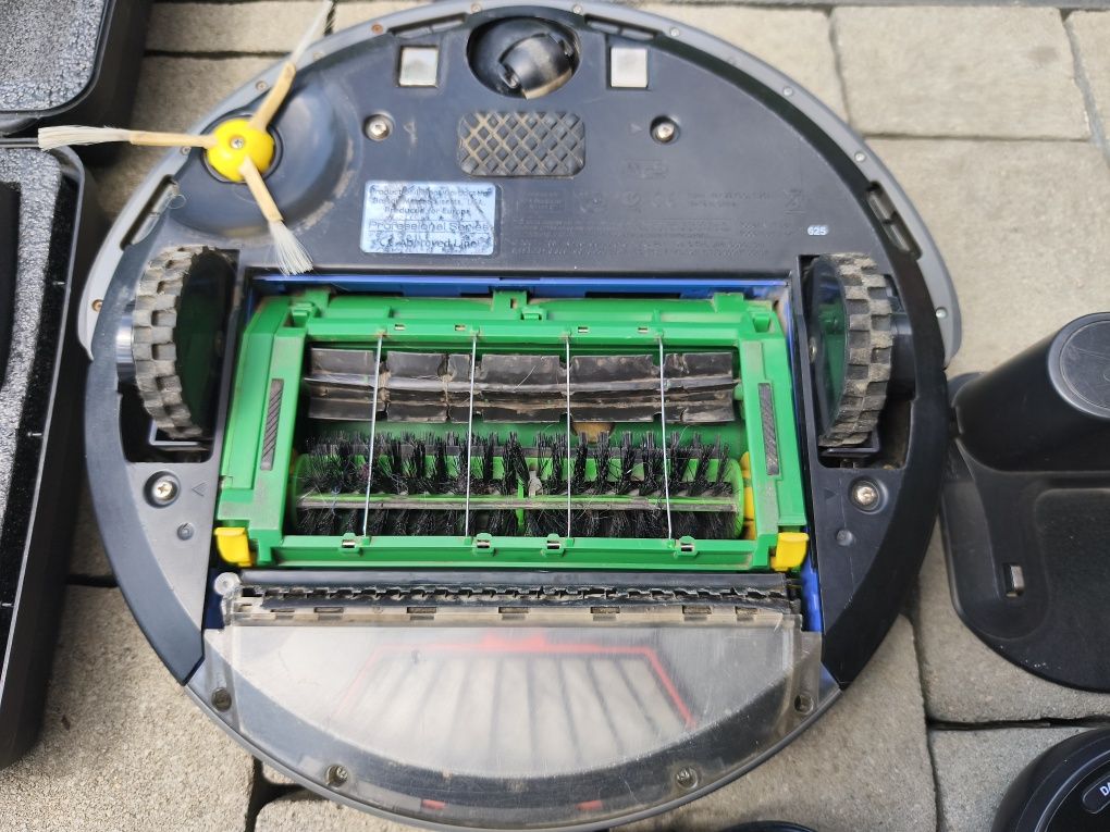 Robot roomba model 625