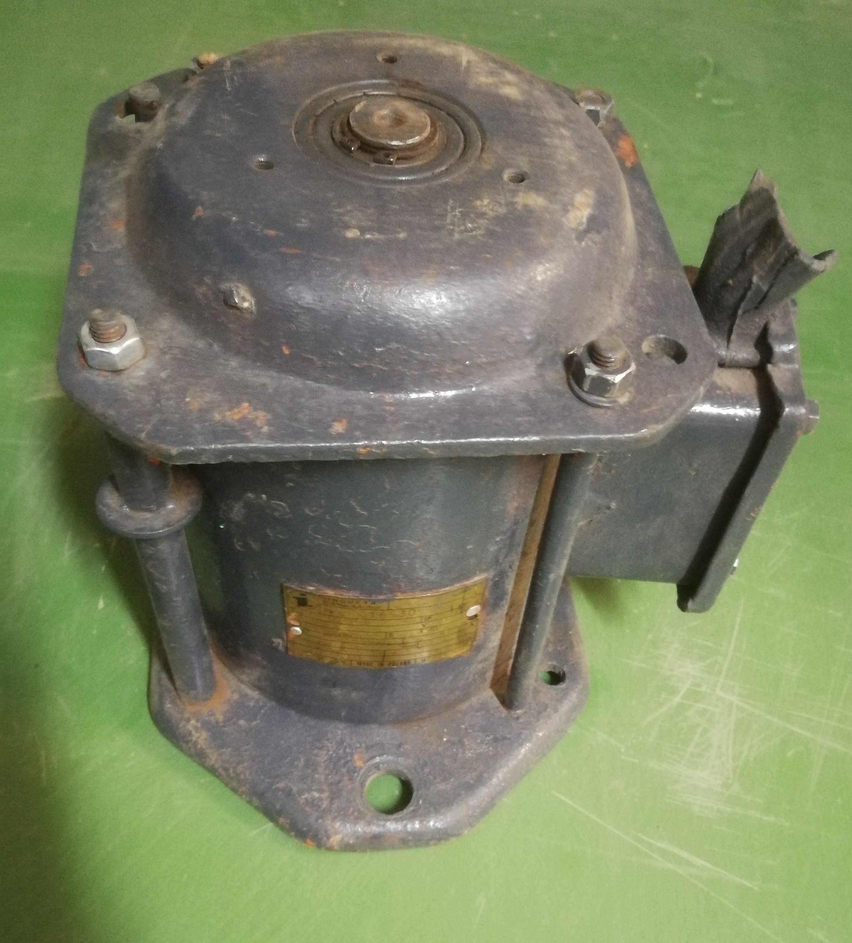 Silniki wibracyjne 400W i inne.