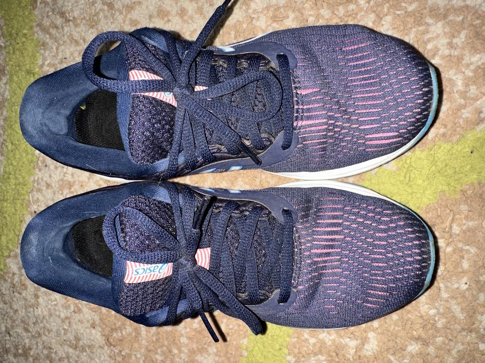 Кросівки бігові ASICS gel-pulse 11