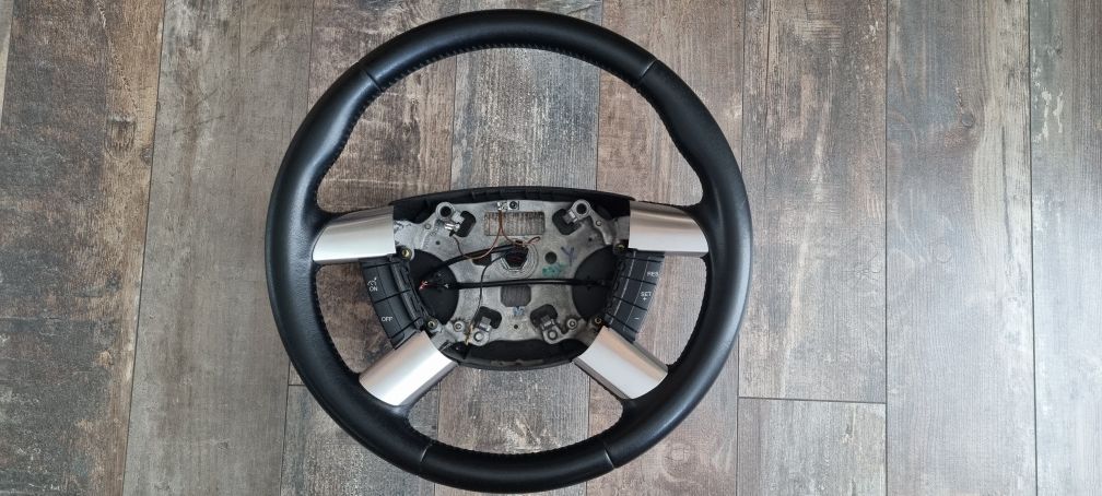 Kierownica skórzana z tempomatem ford focus c-max