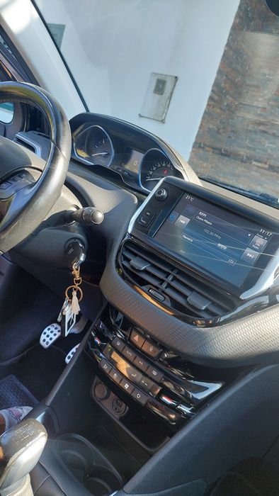 Peugeot 208 1.6 2017