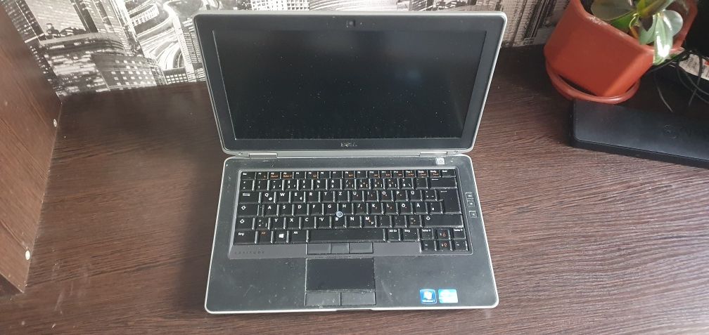 Ноутбук DELL Latitude E6330 (13.3"/Core i7/16 Gb DDR3)
