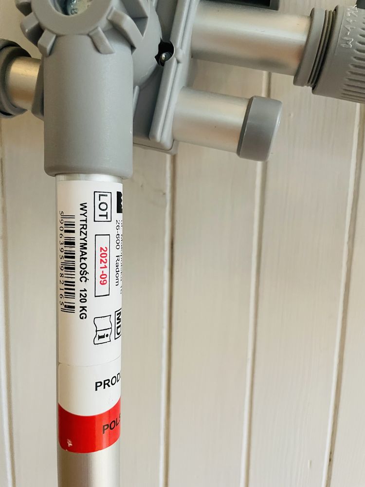 Kule  dla reumatyków, dwie z podparciem przedramienia  25/MR