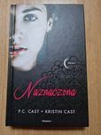 Naznaczona Dom nocy Cast