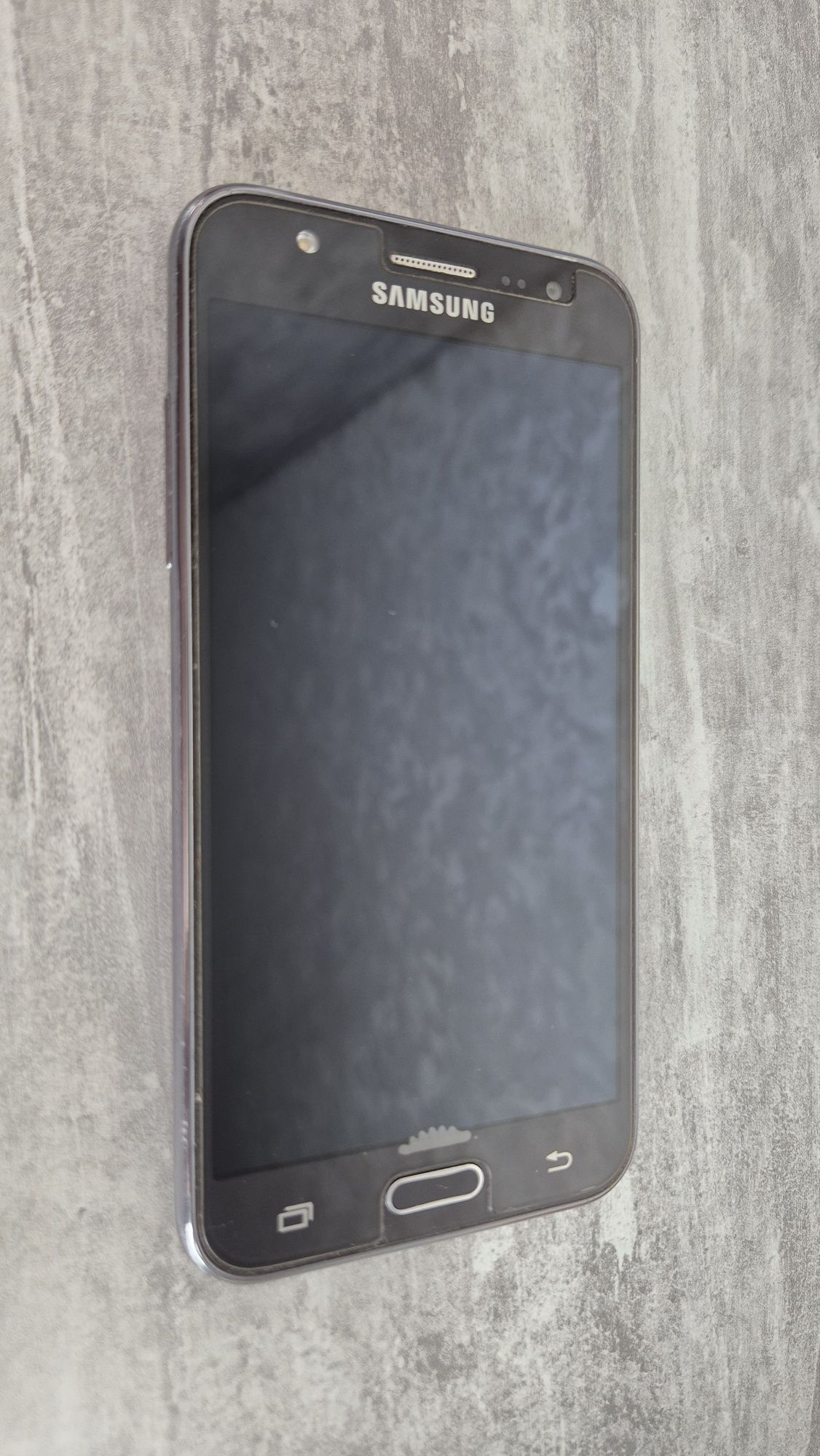 Продам Samsung galaxy J5

Внутрішня Пам'ять: 8Гб

Оперативна пам'ять