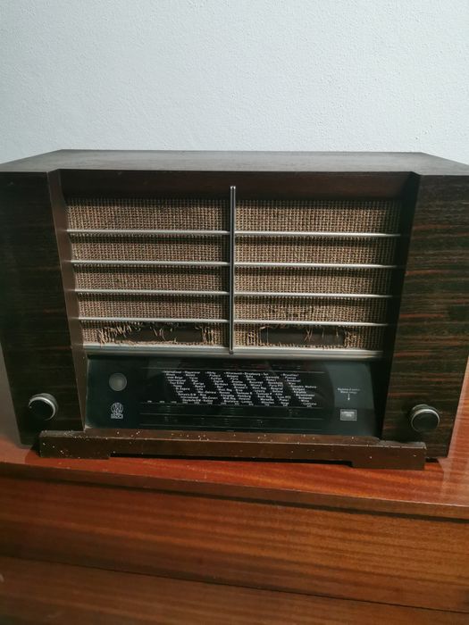 Varios aparelhos de música