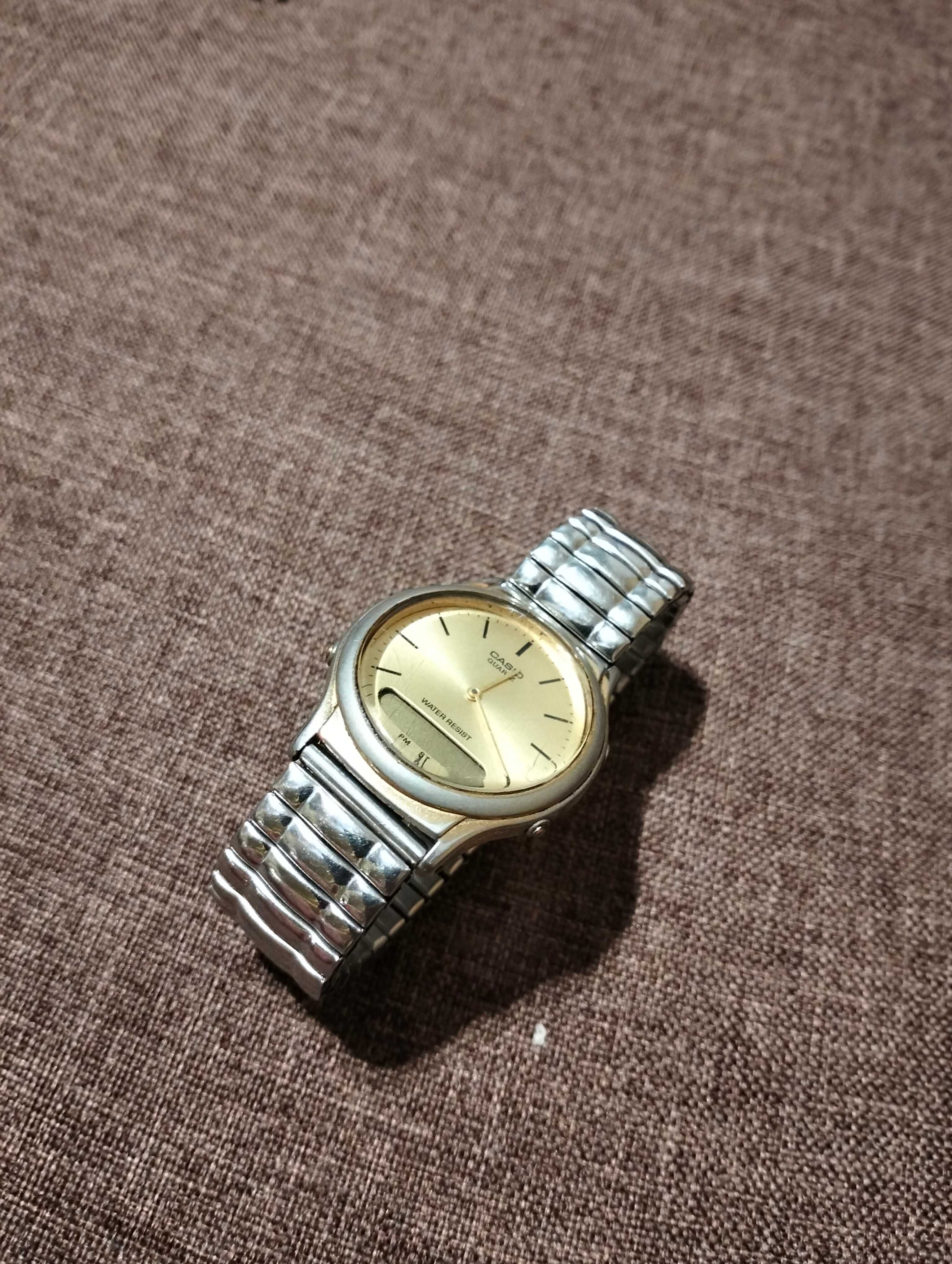 Часи годинник часы Casio