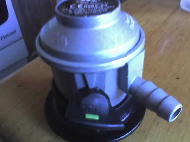 Nietypowy angielski reduktor do butli gazowej