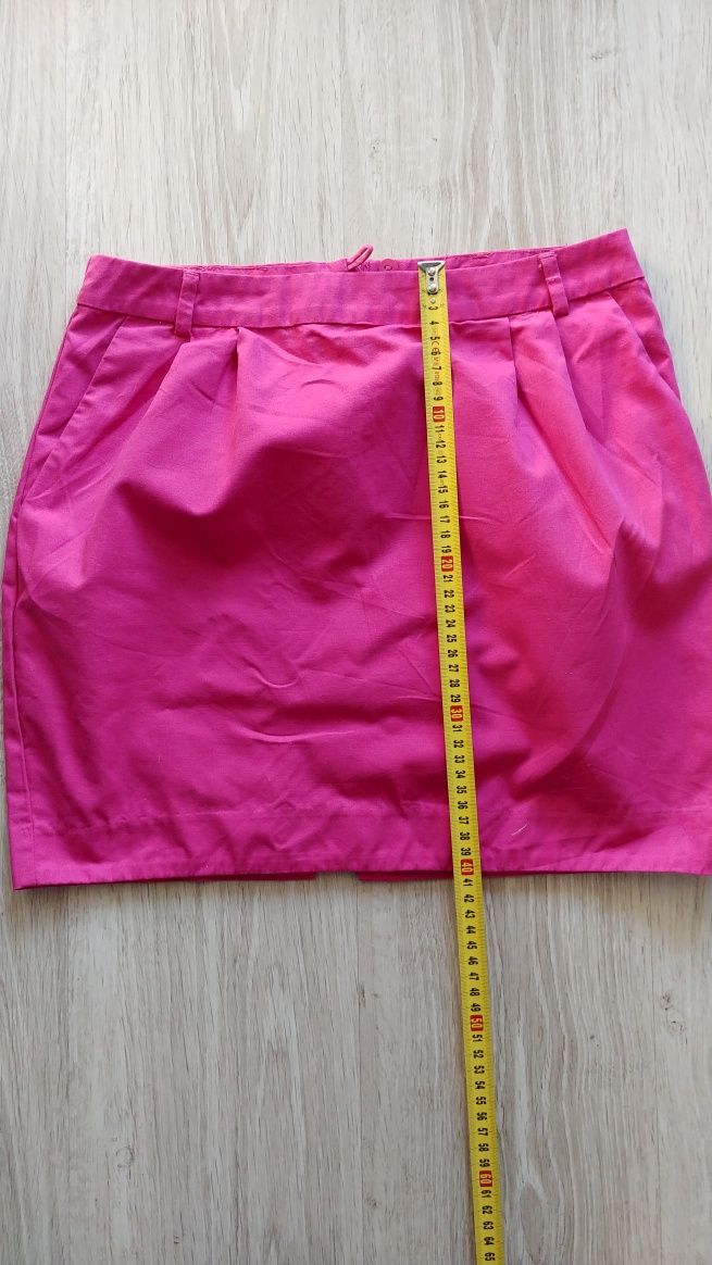 Różowa spódnica M
