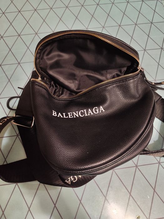 Сумка бананка поясная Balenciaga