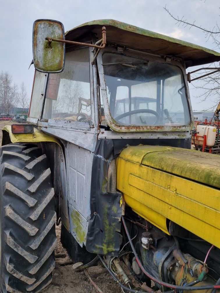 Kabina ursus c 360 puszka orzeszek