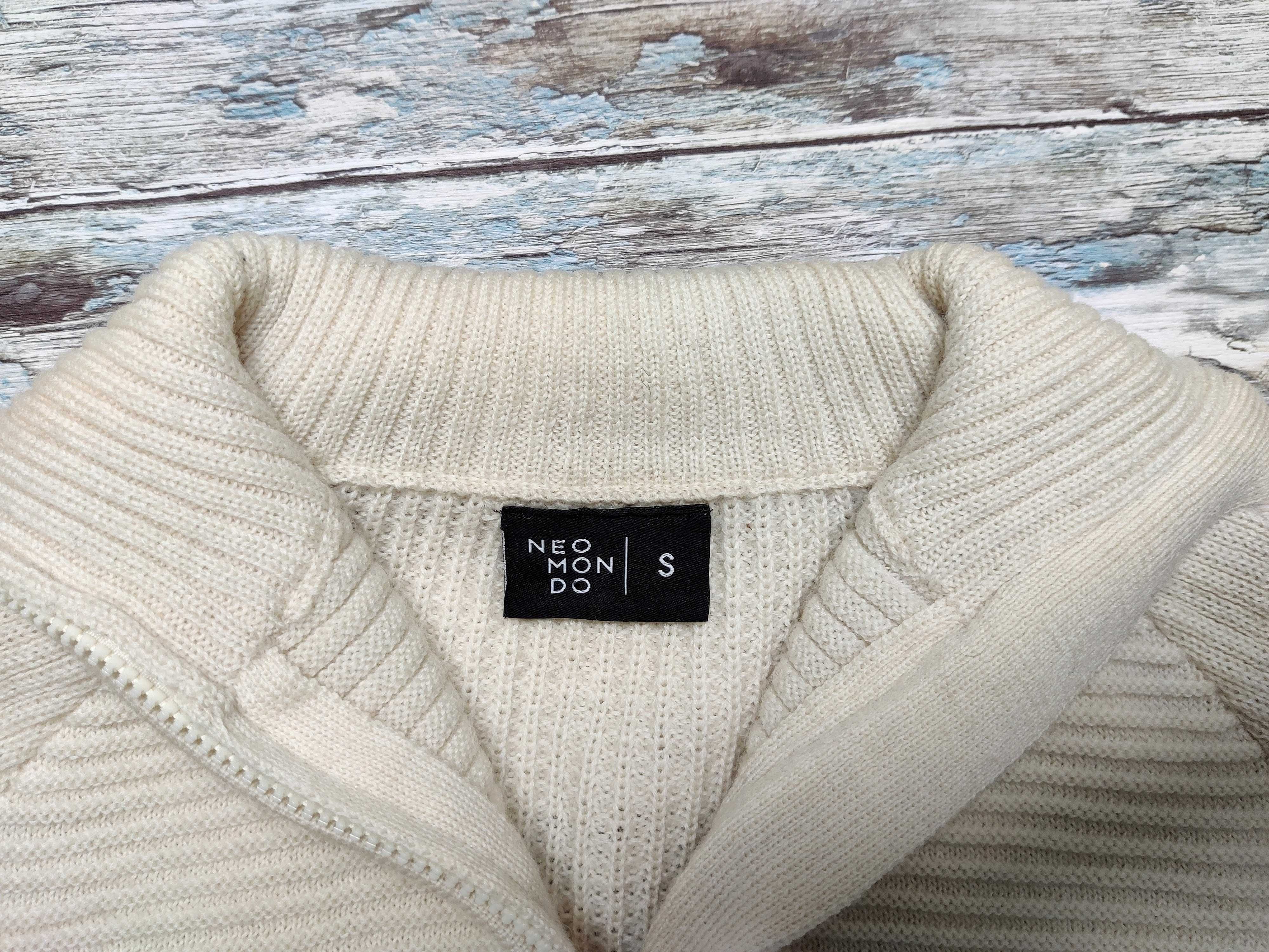 NeoMonDo kremowy sweter super elastyczny i mięciutki 100% wełna S