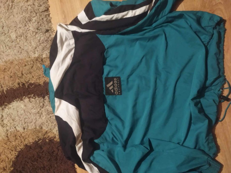 Sprzedam dres. Rezerwacja.