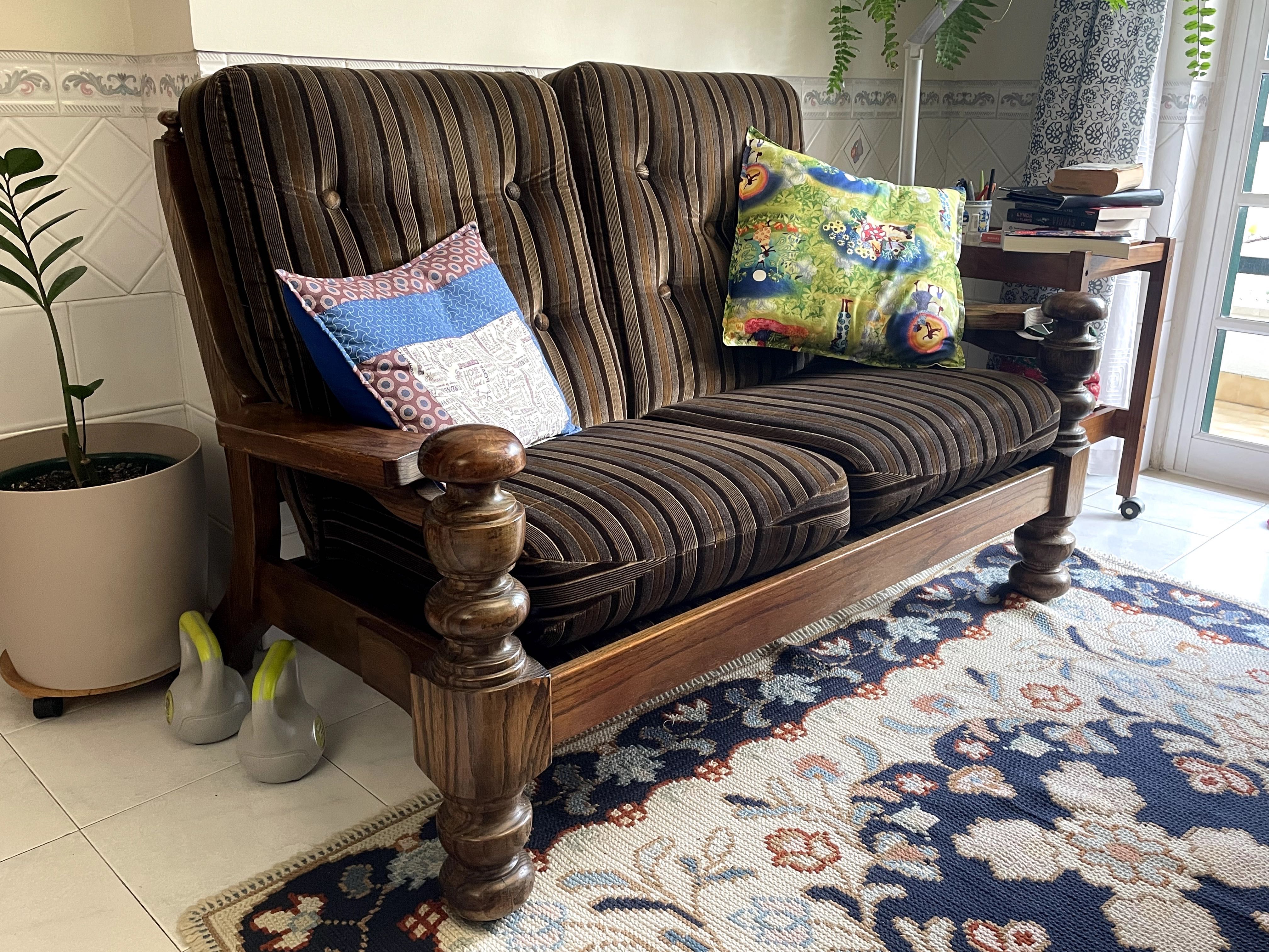 Conjunto de 4 sofás em madeira de carvalho maciço