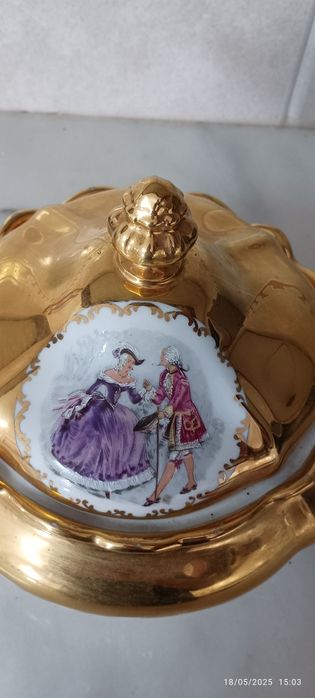 Terrina Bavaria acabamento em ouro