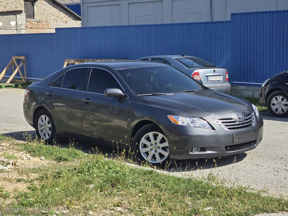 Продам Тойота камрі 40 гібрид