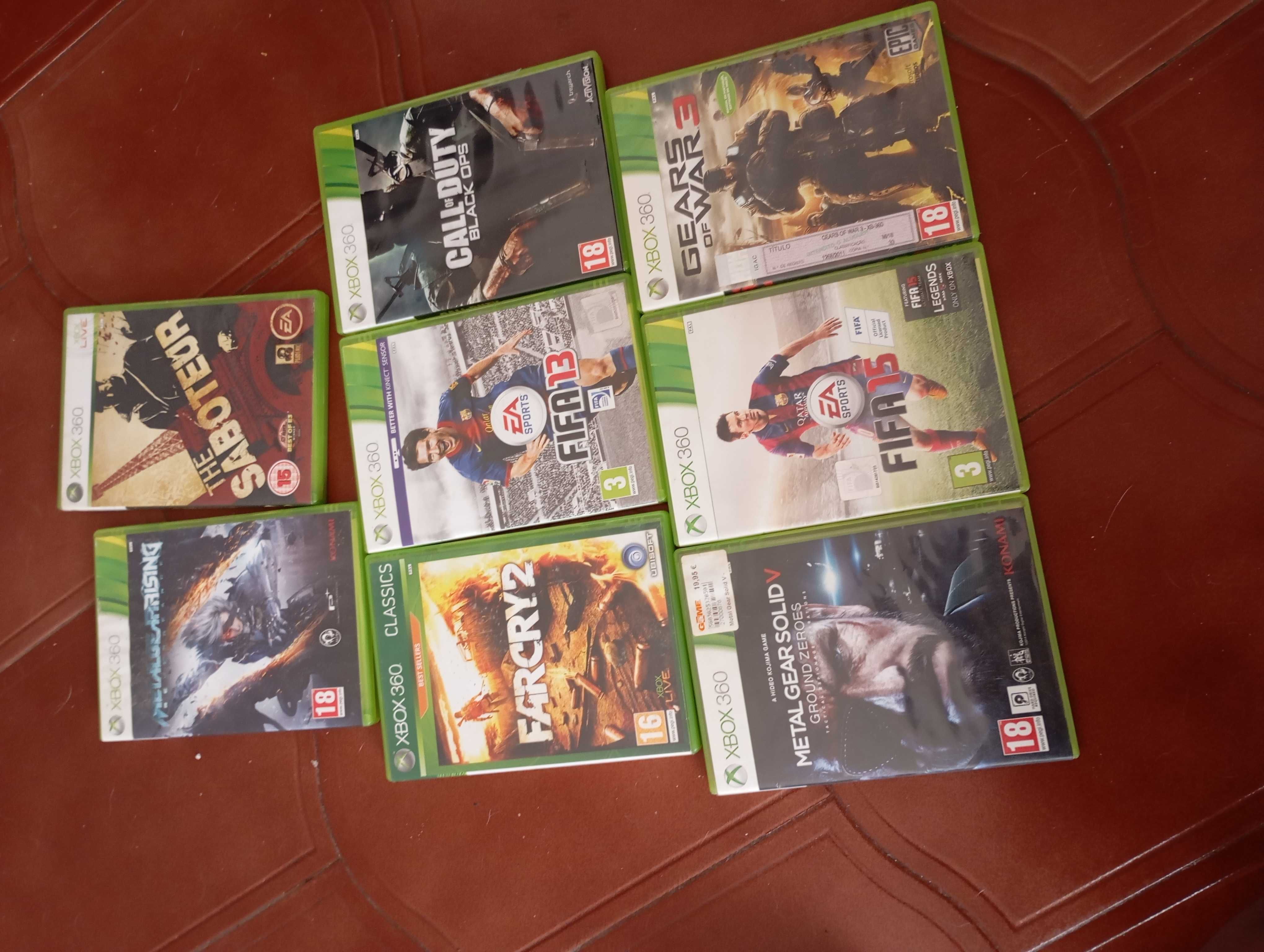 Xbox 360 larga  com comando e mais 7 jogos