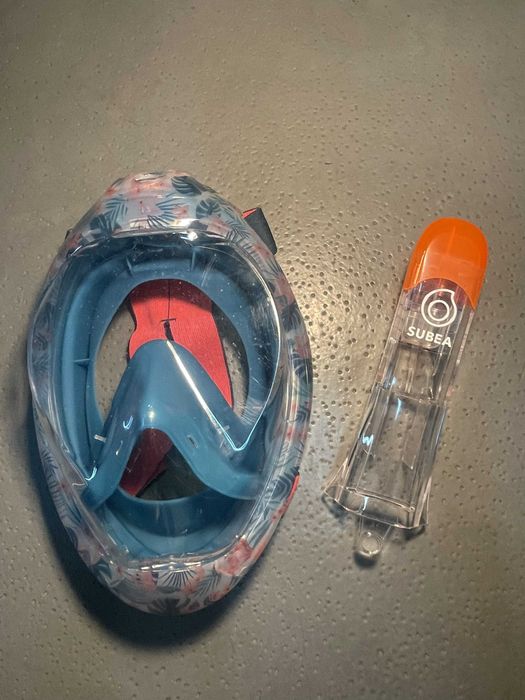 máscara de snorkeling de rosto inteiro