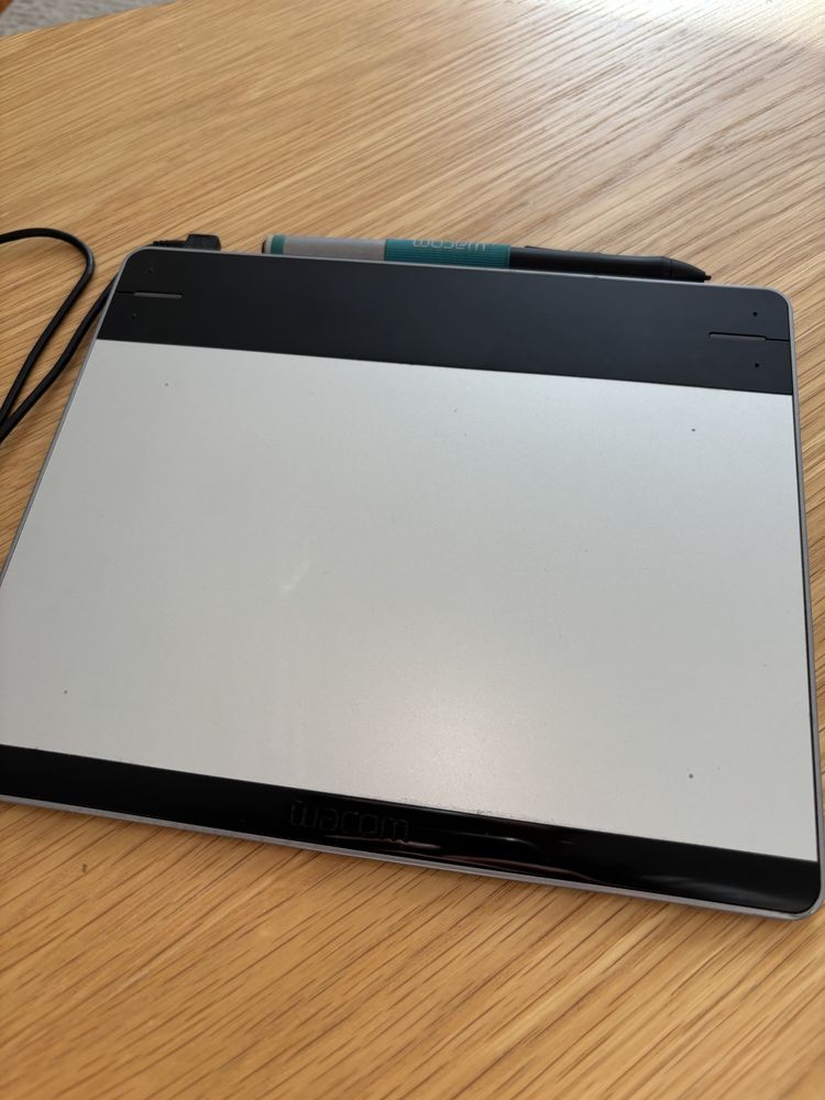 Wacom intuos pen small