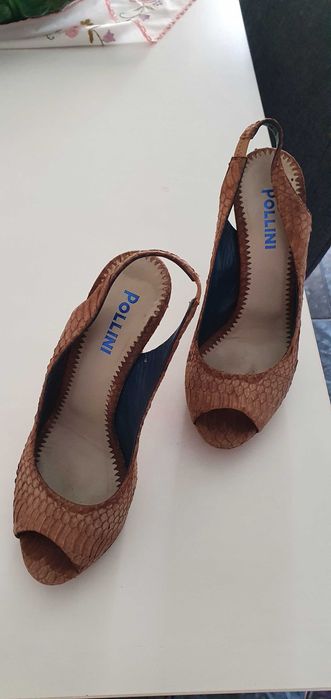 Sapatos senhora em pele